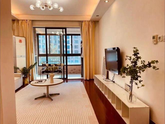 的2楼不好住也卖不掉沦为不动产咋办九游会J9有一种痛苦叫买了架空层(图10)